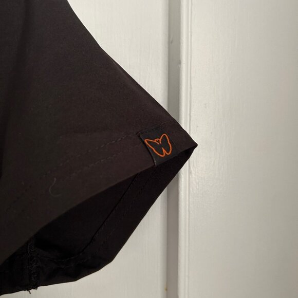 BNWOT Monarch Scrub Top in Black with Orange Detailing Size XS - Picture 5 of 10
